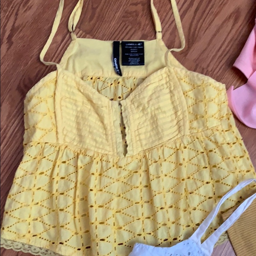 Crop Top Bundle - Picture 2 of 5